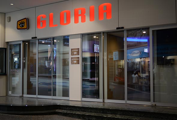 Gloria-Projekt-Voute-Schild-Ambiente-Beleuchtung-Kino
